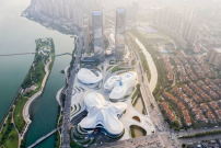 Das Changsha Meixihu International Arts and Culture Center ist ein Ensemble aus drei Baukrpern.