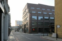 Gold in der Kategorie Büro- und Gewerbebauten: Brickfields Business Centre in Hoxton von Witherford Watson Mann Architects (London) 